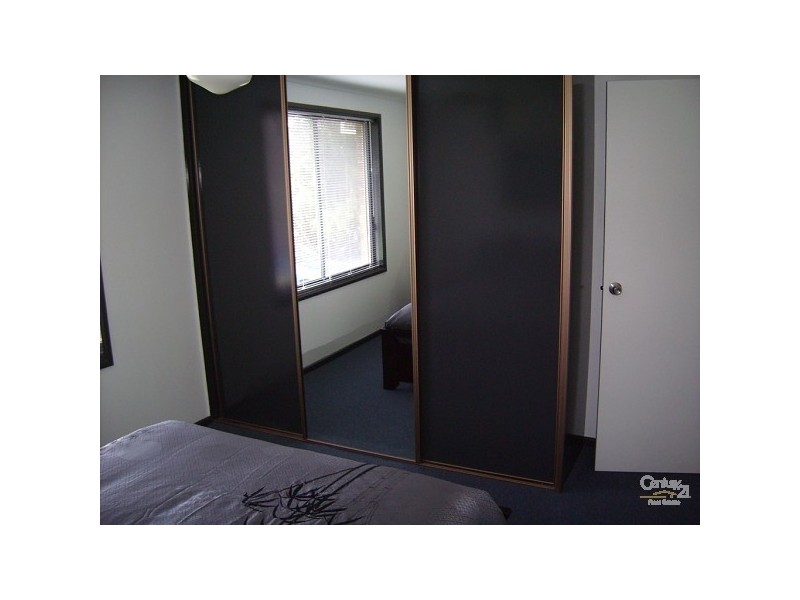 34 Heysen Drive, Trott Park SA 5158
