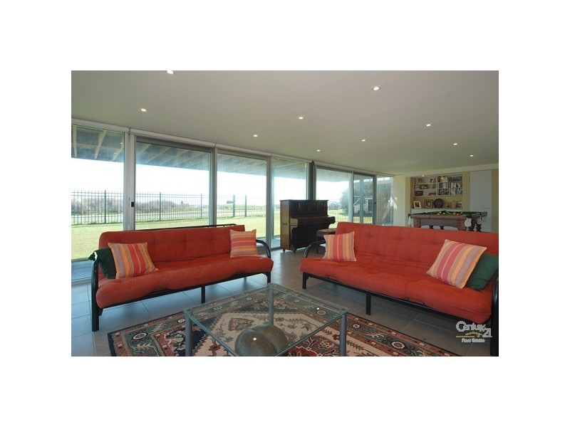 33 Esplanade, Port Willunga SA 5173