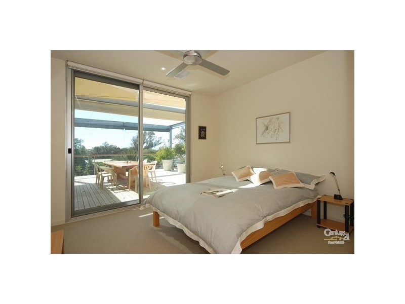 33 Esplanade, Port Willunga SA 5173