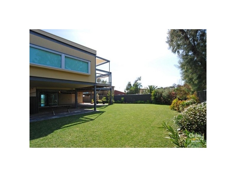 33 Esplanade, Port Willunga SA 5173