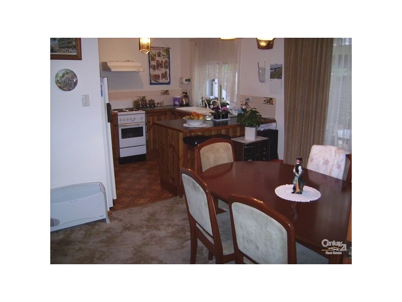 2/1 Heathersay Avenue, Aldinga Beach SA 5173