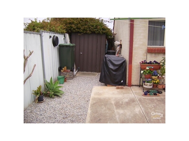 2/1 Heathersay Avenue, Aldinga Beach SA 5173