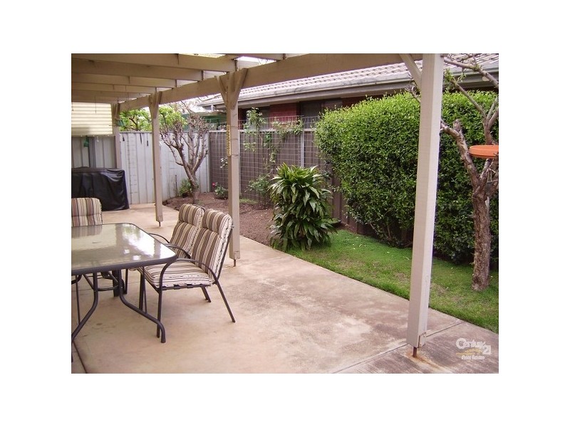 2/1 Heathersay Avenue, Aldinga Beach SA 5173