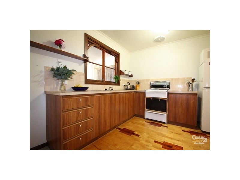 24 Rowley Road, Port Willunga SA 5173