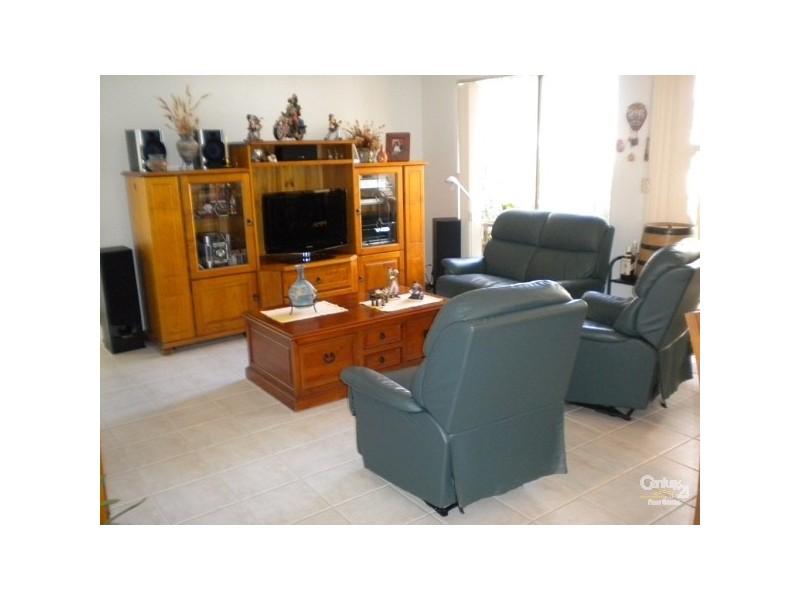 18 Hartland Avenue, Christie Downs SA 5164