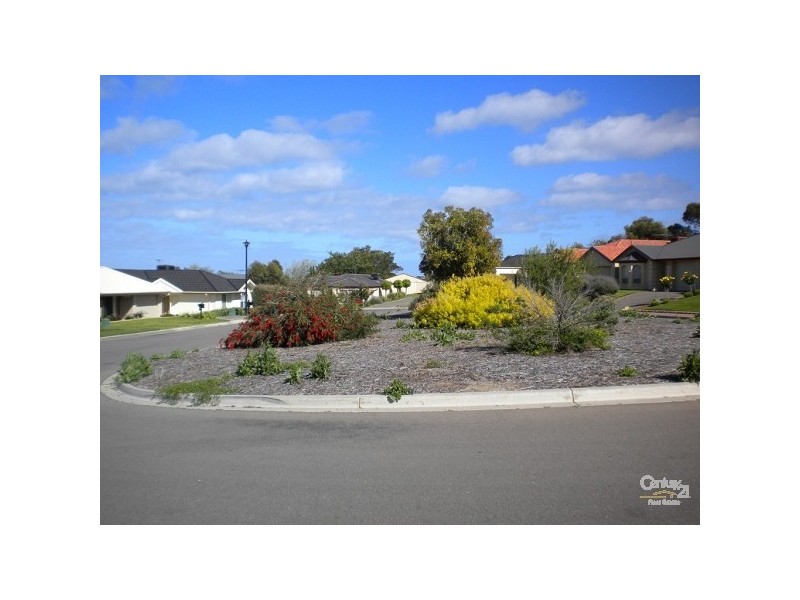 18 Hartland Avenue, Christie Downs SA 5164