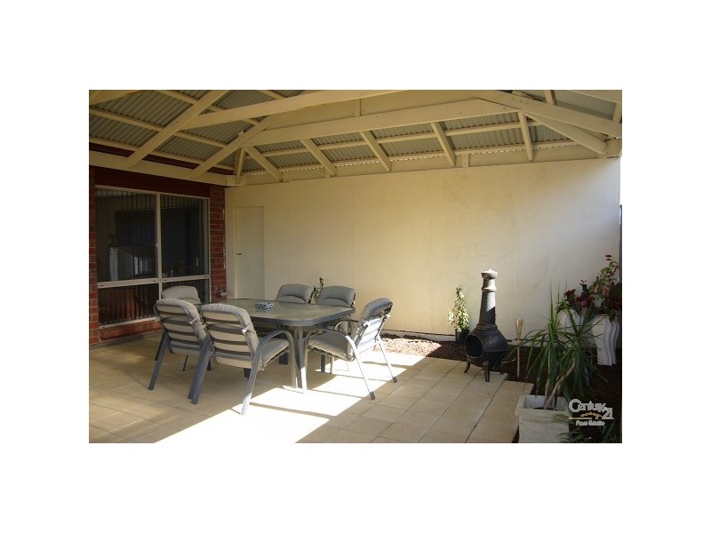 8 Spinnaker Court, Aldinga Beach SA 5173