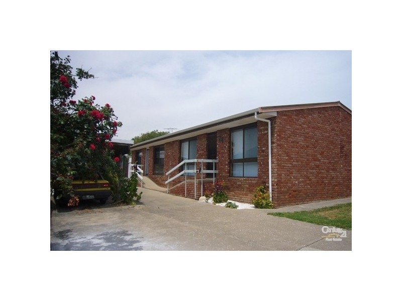 Unit 1/4 Seven Hills Heights, Sellicks Beach SA 5174