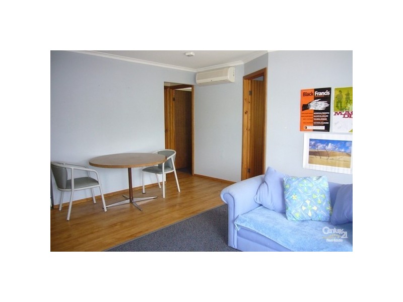 Unit 1/4 Seven Hills Heights, Sellicks Beach SA 5174