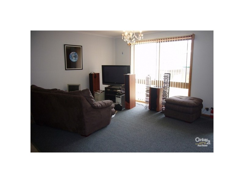 Unit 1/4 Seven Hills Heights, Sellicks Beach SA 5174