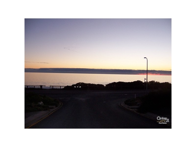 10 Quondong Avenue, Aldinga Beach SA 5173