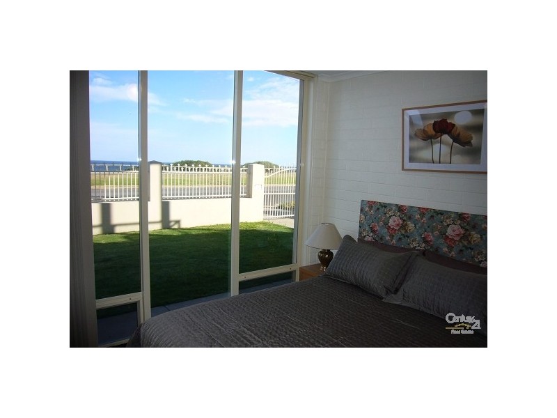 1/116 Esplanade, Aldinga Beach SA 5173