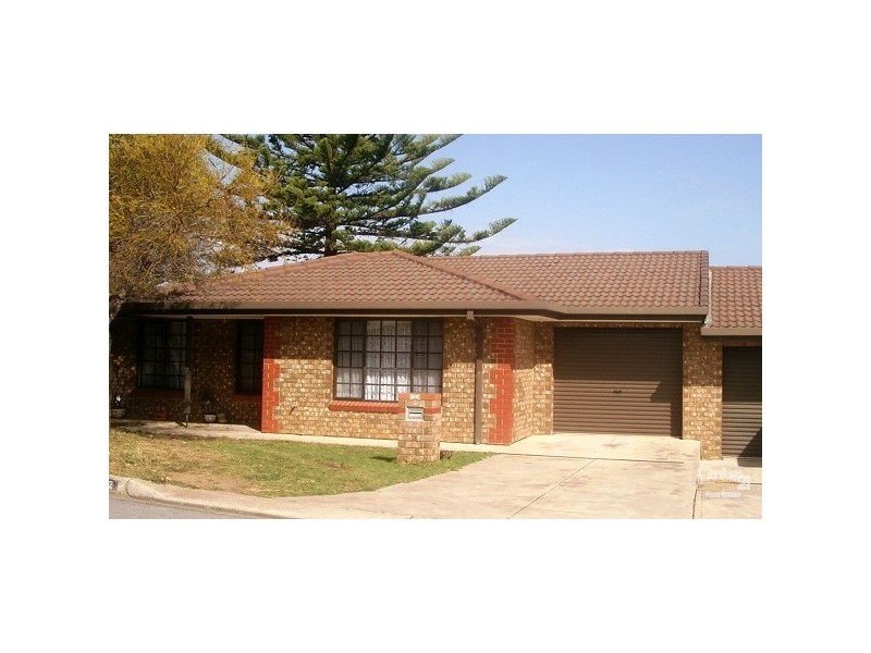 1/2 Bohun Place, Moana SA 5169