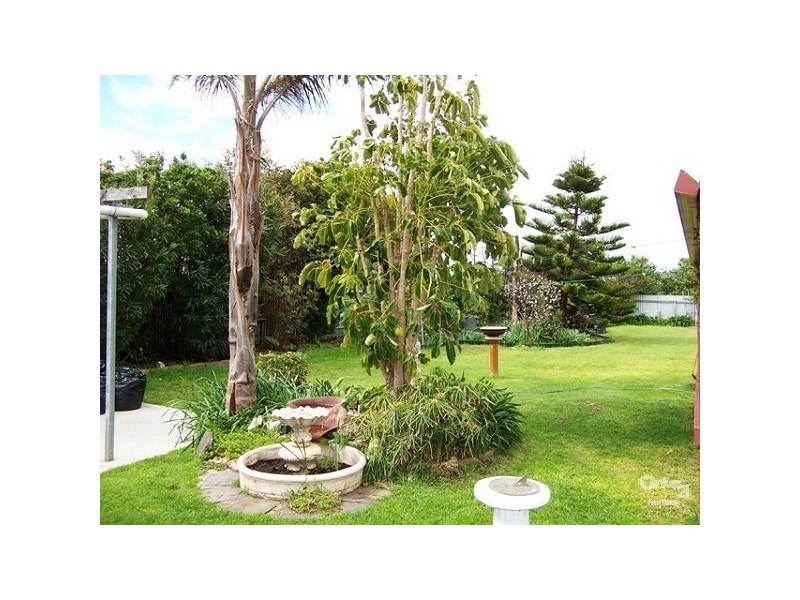 33 Whinnerah Avenue, Aldinga Beach SA 5173