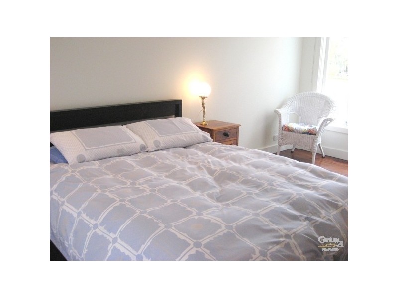 11 Martin Street, Port Willunga SA 5173