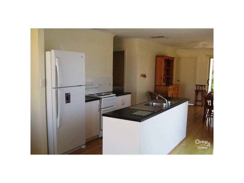 9 Ningana Road, Aldinga Beach SA 5173