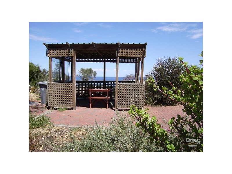 2 Quondong Ave, Aldinga Beach SA 5173