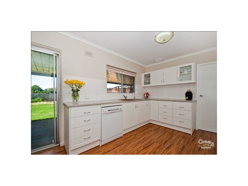 10 Plimsoll Road, Seaford SA 5169