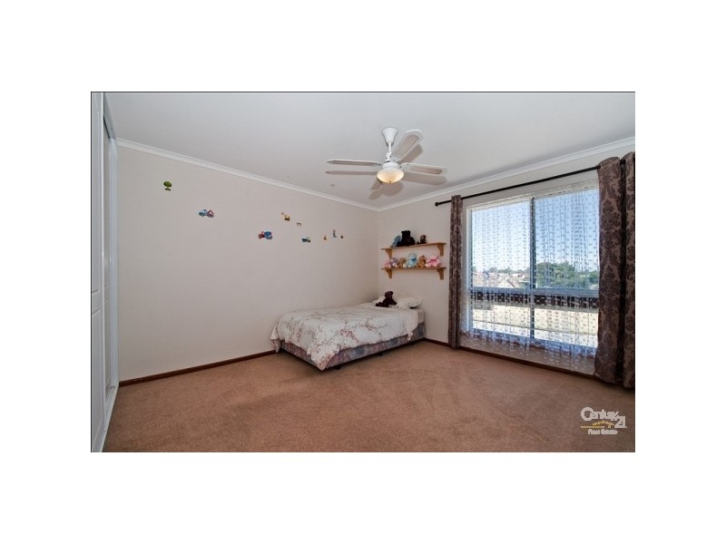 10 Plimsoll Road, Seaford SA 5169