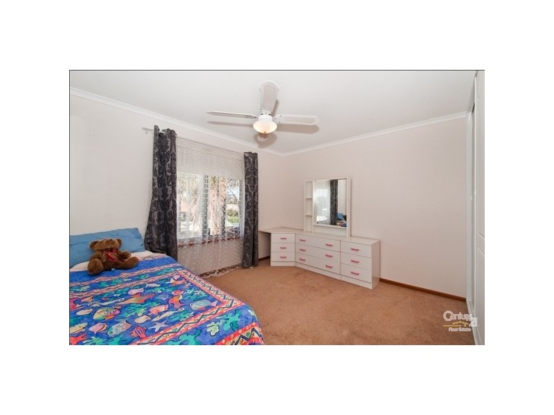 10 Plimsoll Road, Seaford SA 5169