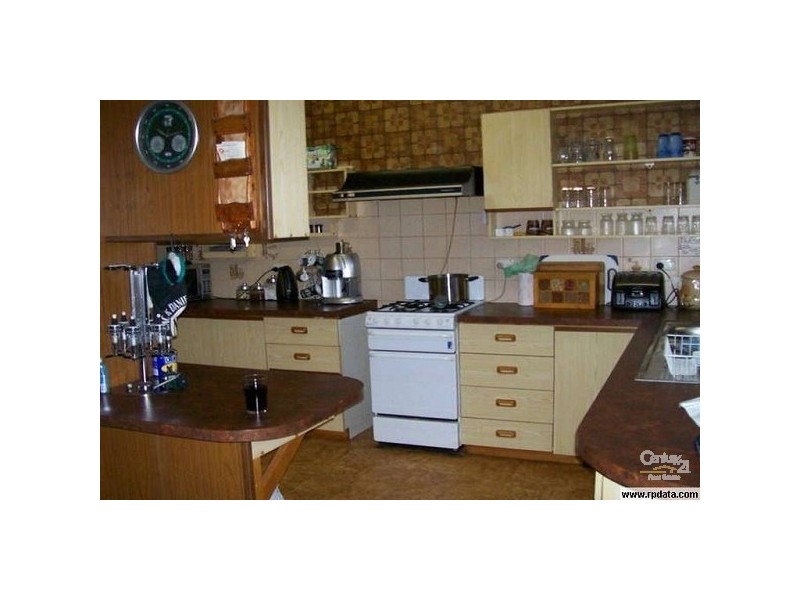 17 Croser Avenue, Aldinga Beach SA 5173
