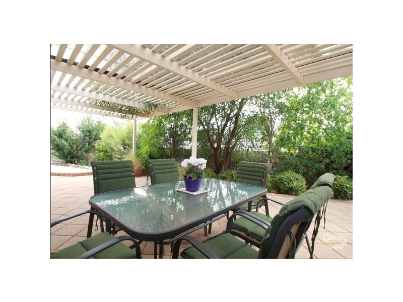 73 Valley View Drive, Mclaren Vale SA 5171