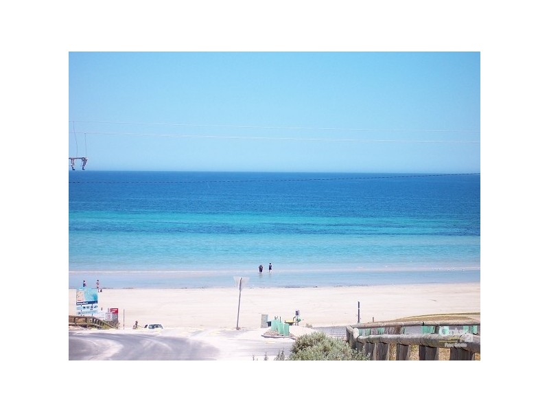 Flat1/205 Esplanade, Aldinga Beach SA 5173