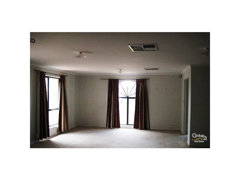 10 Cockle Avenue, Aldinga Beach SA 5173