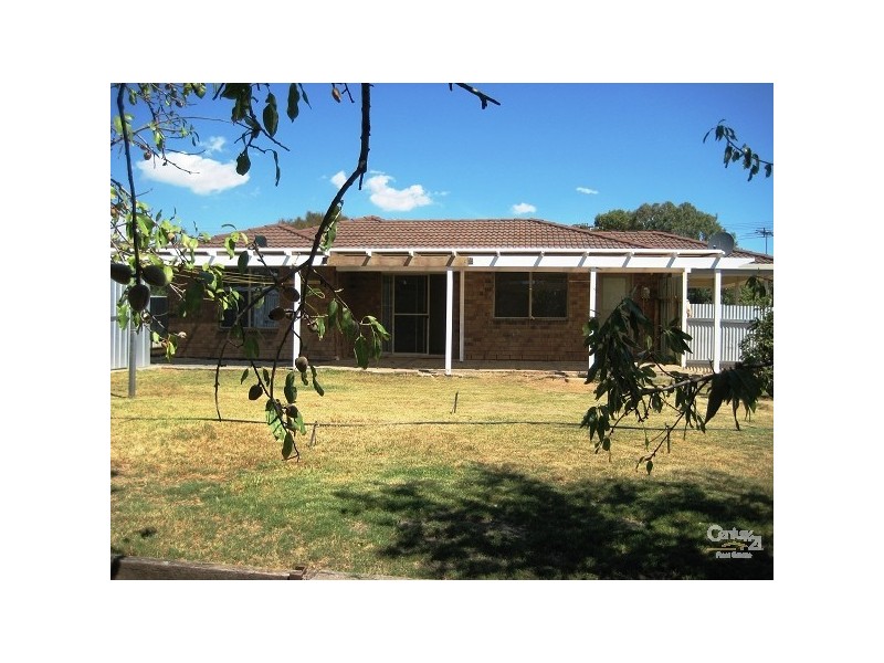 32 Tangier Boulevard, Aldinga Beach SA 5173