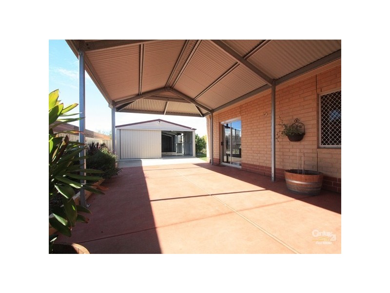 11 Lovelock Street, Aldinga Beach SA 5173