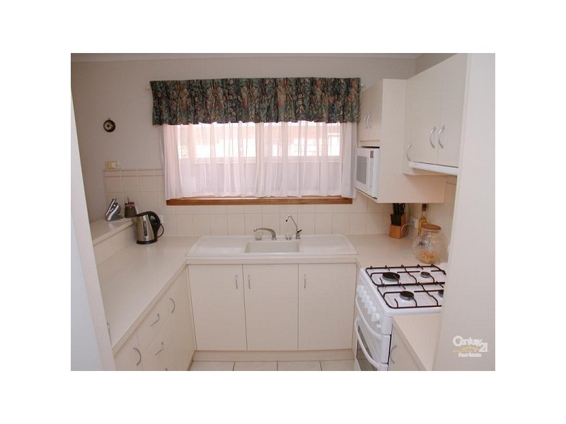 33 Whitestone Crescent, Seaford Rise SA 5169