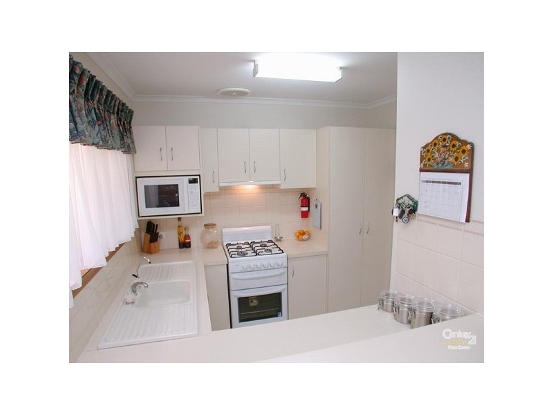 33 Whitestone Crescent, Seaford Rise SA 5169