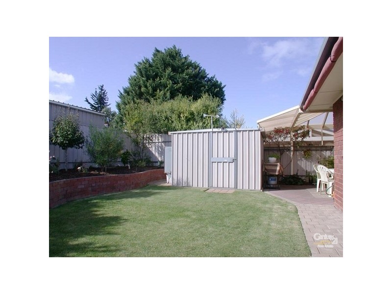 33 Whitestone Crescent, Seaford Rise SA 5169