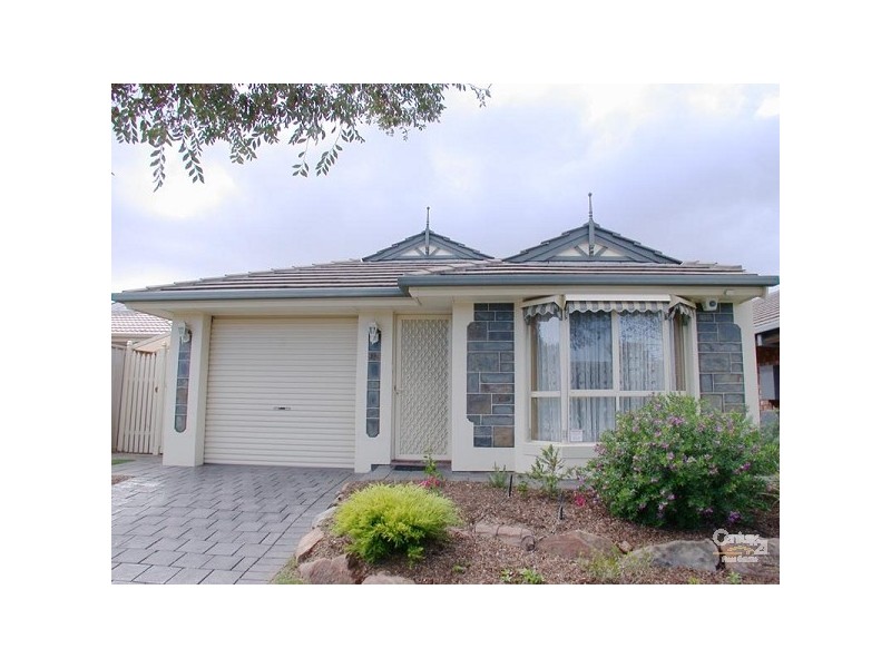 33 Whitestone Crescent, Seaford Rise SA 5169