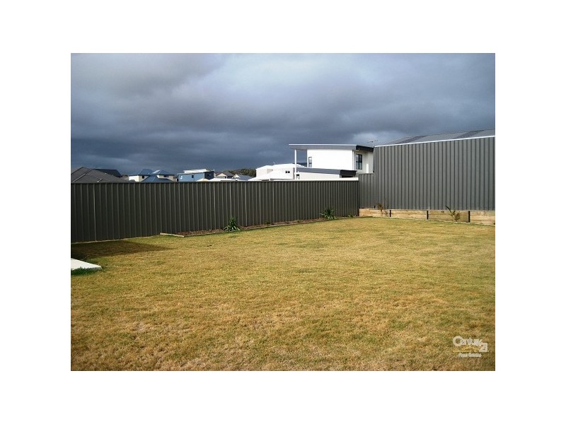 27 Shoreline Avenue, Sellicks Beach SA 5174