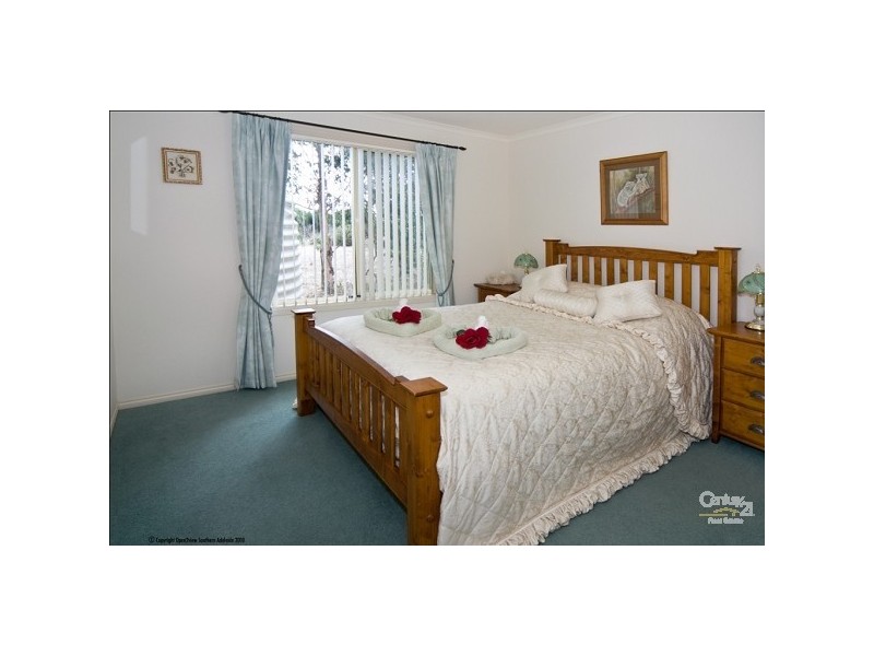 8 Cox Road, Aldinga Beach SA 5173