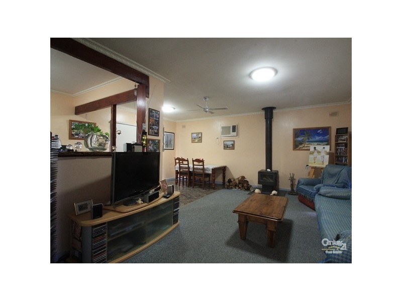 40 Herrick St, Sellicks Beach SA 5174