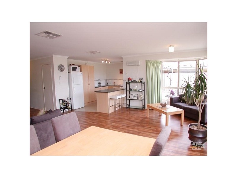 10 Bluebay Ave, Aldinga Beach SA 5173