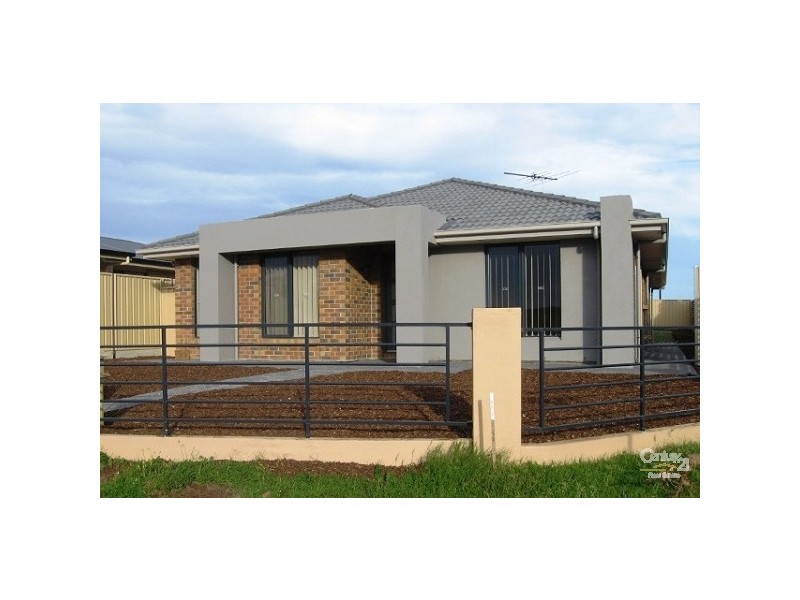 69 Dover Street, Aldinga Beach SA 5173