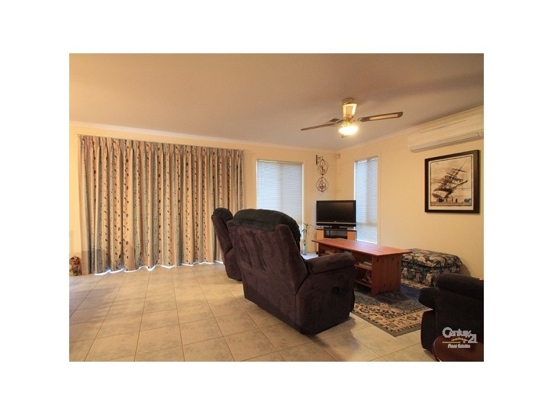5 Bluewater Boulevard, Sellicks Beach SA 5174