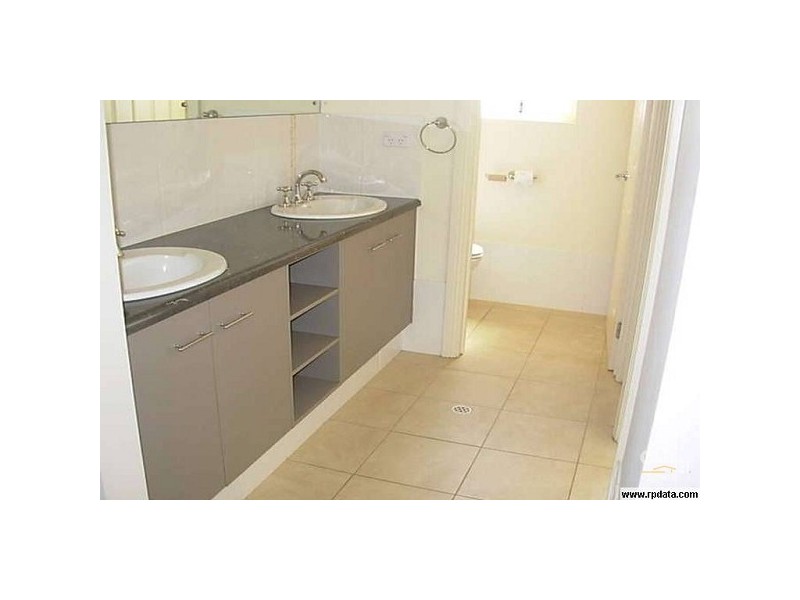 16 Parkview Circuit, Seaford Rise SA 5169