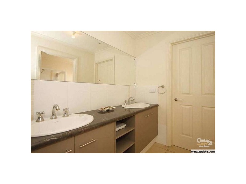 16 Parkview Circuit, Seaford Rise SA 5169