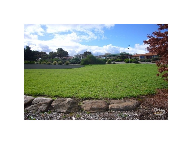 16 Parkview Circuit, Seaford Rise SA 5169