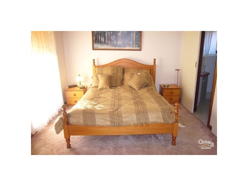 2 Rover Crescent, Port Willunga SA 5173