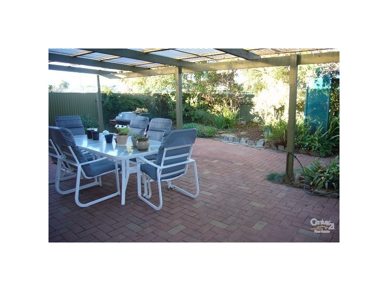 2 Rover Crescent, Port Willunga SA 5173