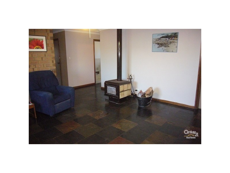 2 Rover Crescent, Port Willunga SA 5173