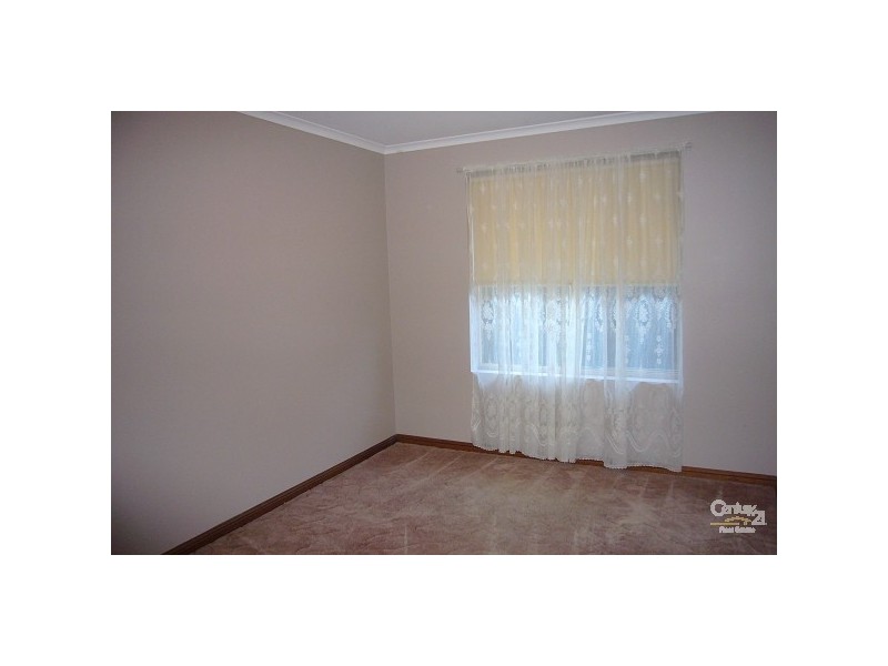 2 Rover Crescent, Port Willunga SA 5173