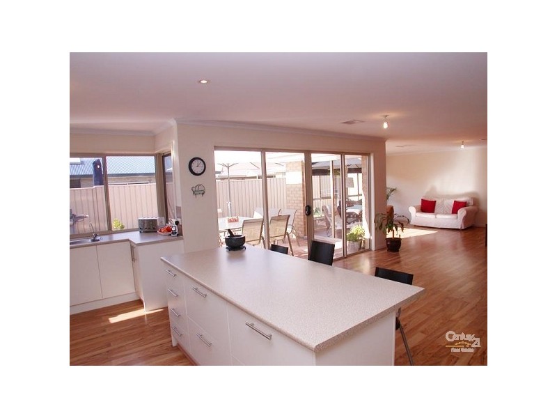 22 Nicholl Avenue, Aldinga Beach SA 5173