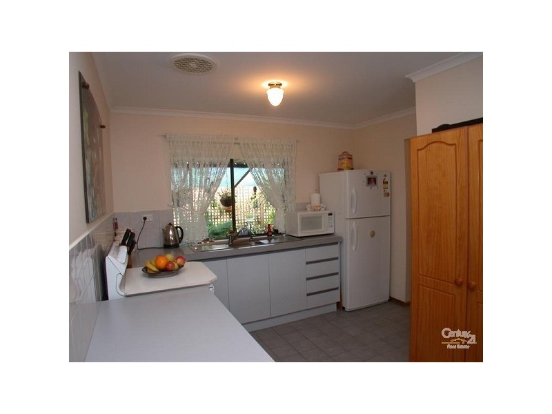 2/14 Stirling Avenue, Sellicks Beach SA 5174