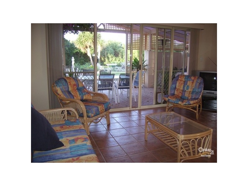253 Esplanade, Aldinga Beach SA 5173